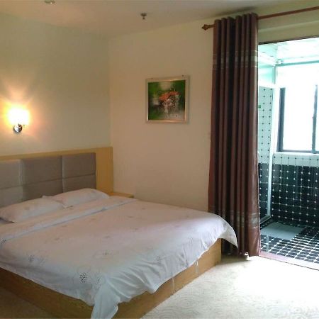 Shajing Shanshui Trends Hotel Pazhou מראה חיצוני תמונה